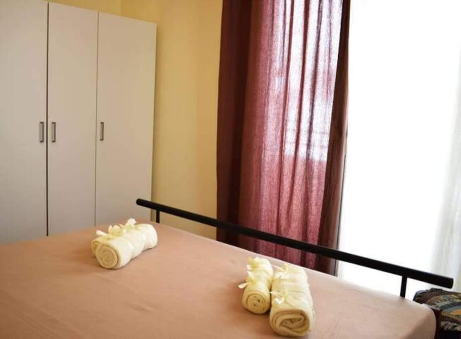 Marble Cool 2-Bedroom Down Town Yard House Kíszamosz Kültér fotó