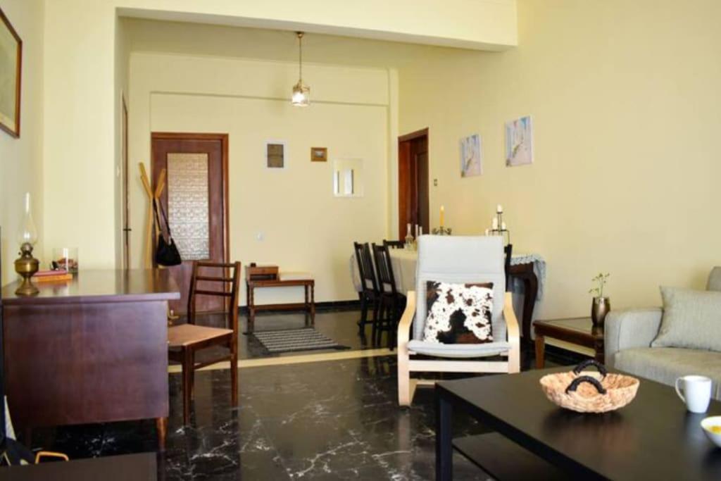 Marble Cool 2-Bedroom Down Town Yard House Kíszamosz Kültér fotó