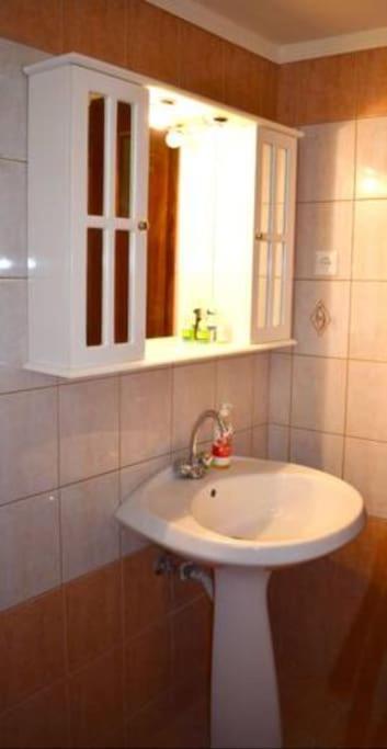 Marble Cool 2-Bedroom Down Town Yard House Kíszamosz Kültér fotó